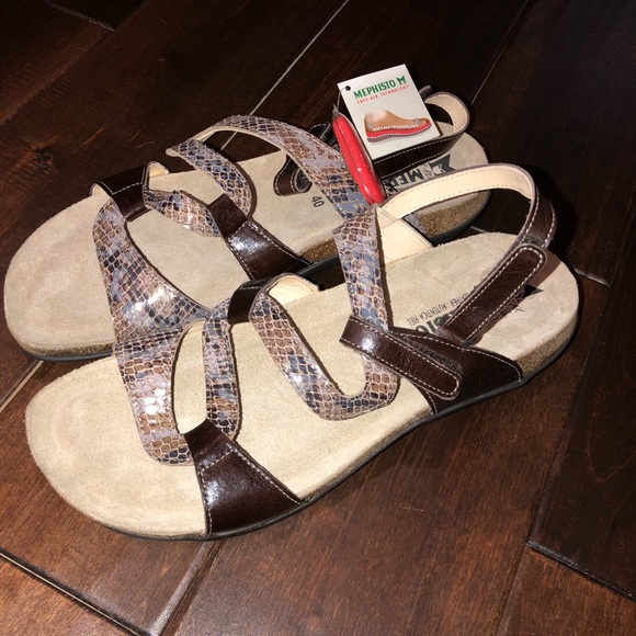Women’s size 40(10) memphisto sandals - Picture 1 of 3